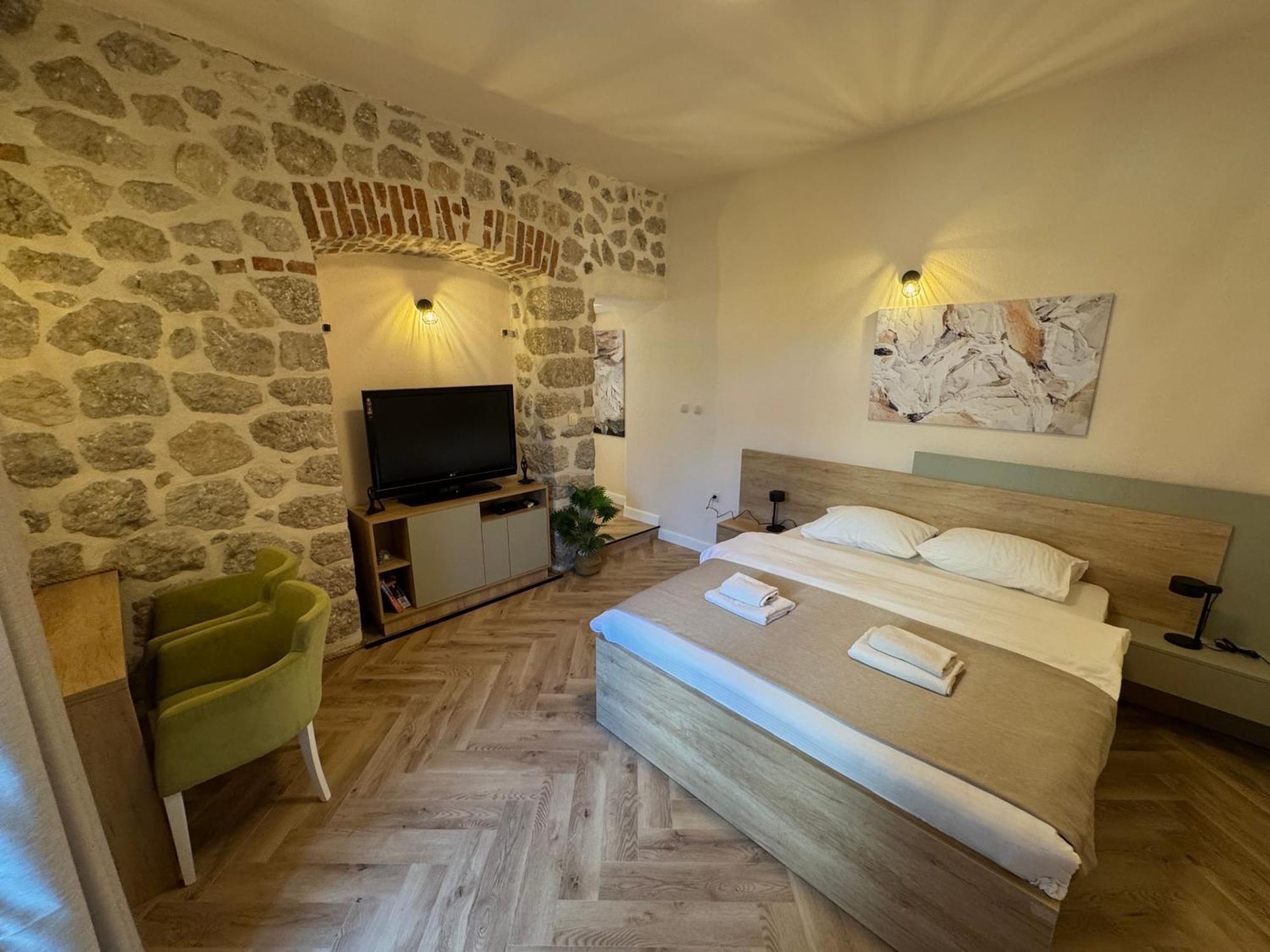 Apartments Marilu Kotor Luaran gambar